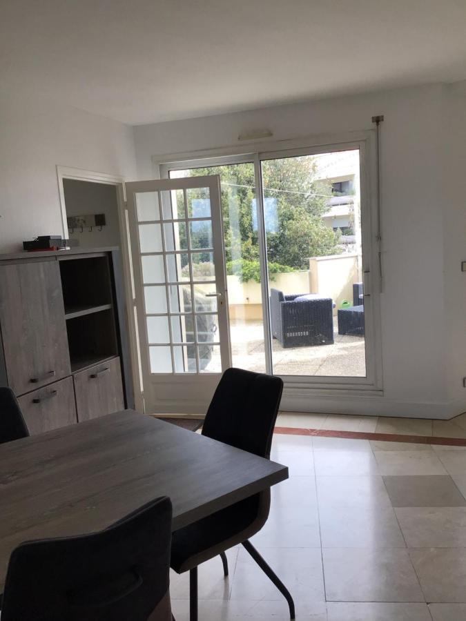 Le Beltremieux Apartment La Rochelle  Bagian luar foto